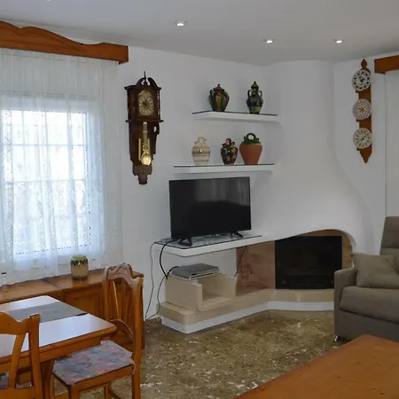 Sun & Beach Villa *